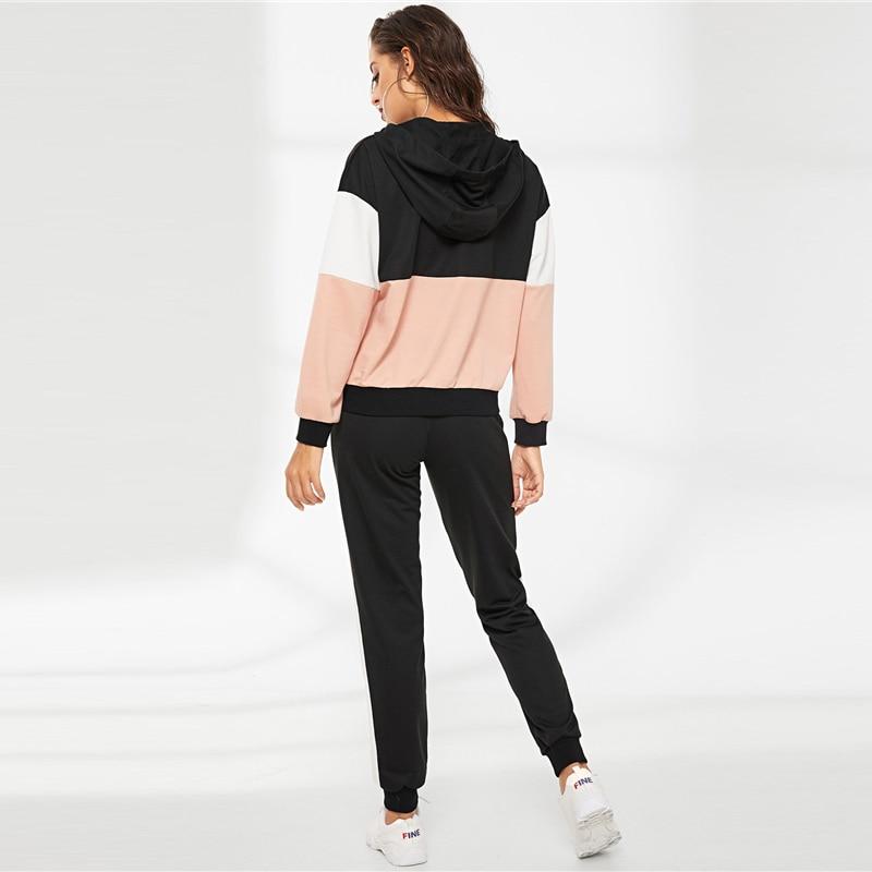 Avelena | Zweiteiliger Kapuzenpullover mit Reißverschluss und Trainingshose
