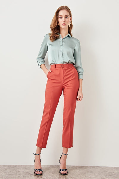 Avelena | Klassische Straight Leg Hose mit Hoher Taille