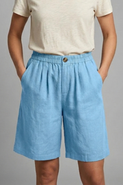 Blau