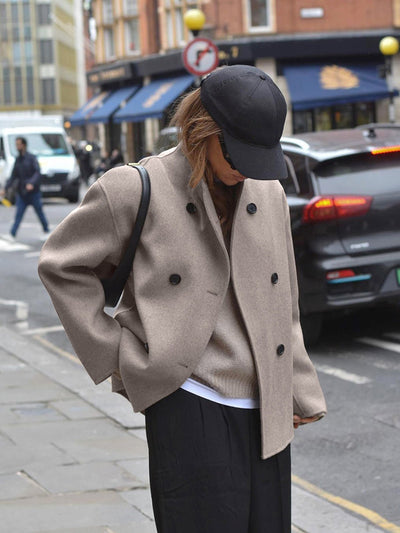 Mirea | Figurbetonte Übergangsjacke für Damen mit elegantem Schnitt