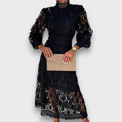 Charlotte – Romantisches Midikleid mit betonter Taille