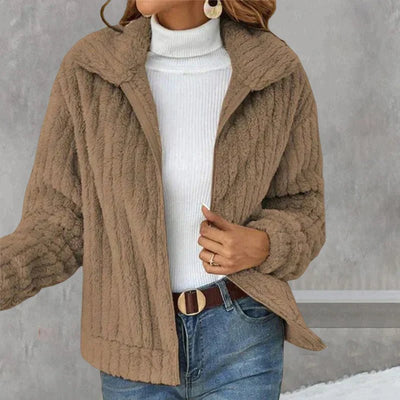Avelena | Lässige Plüschjacke